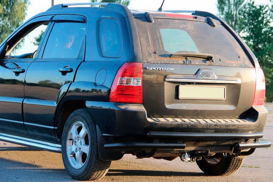 Kia Sportage 2004–2010 Aizmugurējā aizsargstīpa AK007 Black (nerūsējošais tērauds) Image