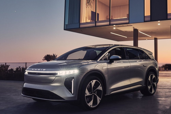 Lucid Gravity apskats: elektrisks SUV ar lielu nobraukumu