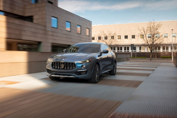 Apskats: Maserati Levante Mild Hybrid – hibrīdais krosovers
