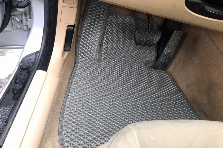 BMW 3. sērija E92/E93 2006–2013 EVA auto paklājiņi (pelēki) Image
