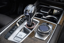 BMW X3 G01 2018– Salona kristāla elementu komplekts (automātiskās pārnesumkārbas selektors + pogas) foto 3