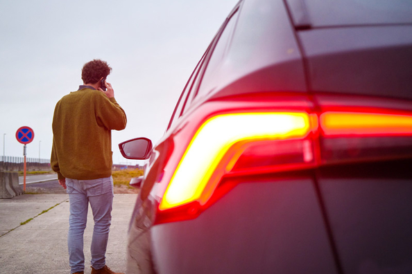 Kāpēc iedarbojas auto signalizācija? Galvenie iemesli un risinājumi
