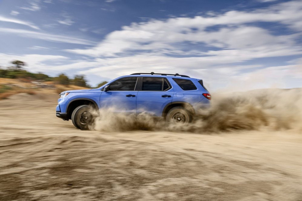 Honda Pilot TrailSport: bezceļu flagmaņa apskats