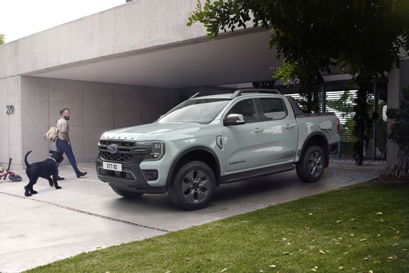 Ford Ranger Plug-in Hybrid (2025): apskats par zīmola pirmo PHEV pikapu