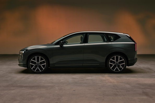 Volvo EX60 (2026) — pilnībā elektriskā vidēja izmēra krosovera apskats Foto 3