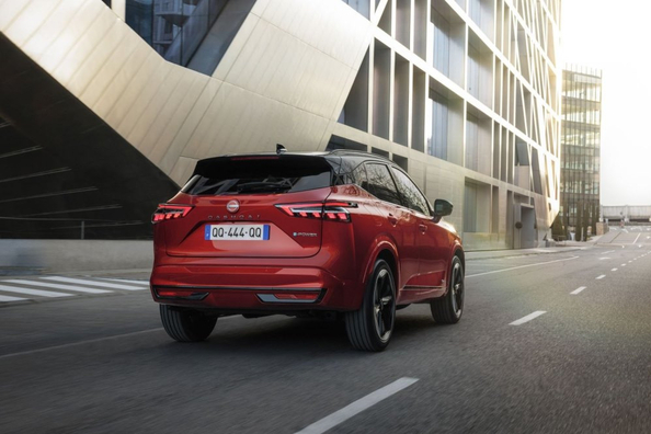 Nissan Qashqai e-POWER (J12, facelift 2024) — hibrīda krosovera apskats Foto 3