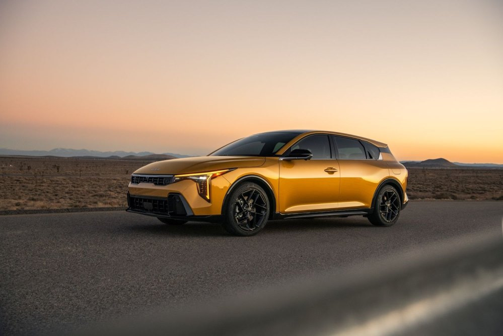 Kia K4 Hatchback 2026 apskats: moderns kompakts hečbeks ar plašumu un tehnoloģijām