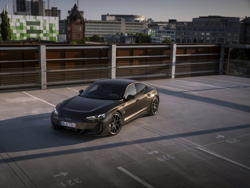 Audi RS e-tron GT 2025 – augstākās klases elektriskais gran turizmo