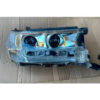Priekšējie lukturi 2016+ (Standart, lietoti) Toyota Land Cruiser 200 2007–2021 foto 4