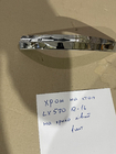Lexus LX570/450d 2008–2022 Hroma uzlika kreisajam ārējam aizmugures lukturim (2012-2016, plastmasa) foto 3