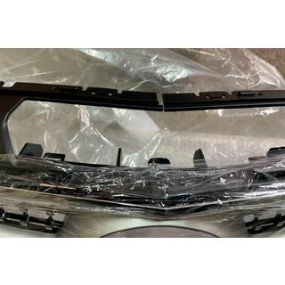 Izpārdošana: Priekšējais režģis 2011-2014 (Diamond Silver) Mercedes CLS C218 2011–2018 foto 3