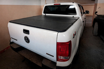 Toyota Hilux 2015– 3 sekciju kravas kastes vāks (2020-) foto 2