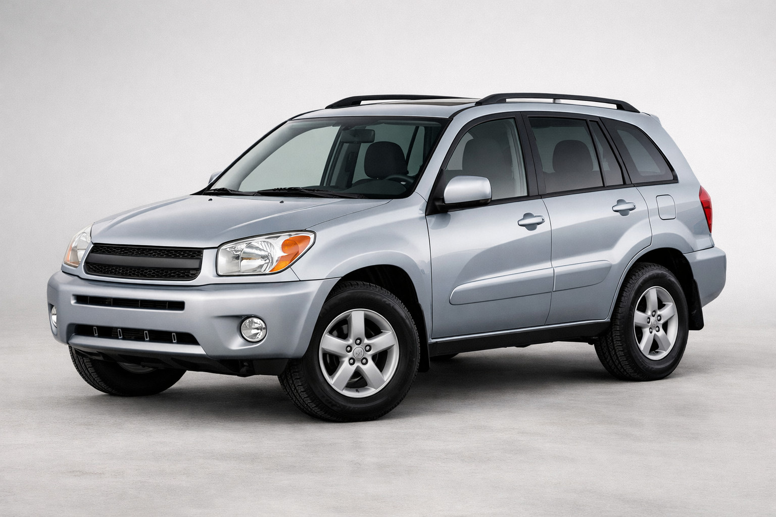 Toyota RAV4 2001-2005 apskats: kas joprojām aktuāls vecajā skolā