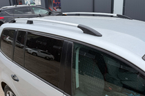 Volkswagen Touran 2010–2015 Hromēti jumta reliņi foto 10