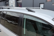 Volkswagen Touran 2010–2015 Hromēti jumta reliņi foto 3