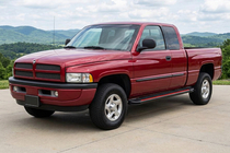 Dodge RAM (BR/BE) 1994–2002 Sānu pakāpieni Maya Red (2 gab., alumīnijs) foto 1