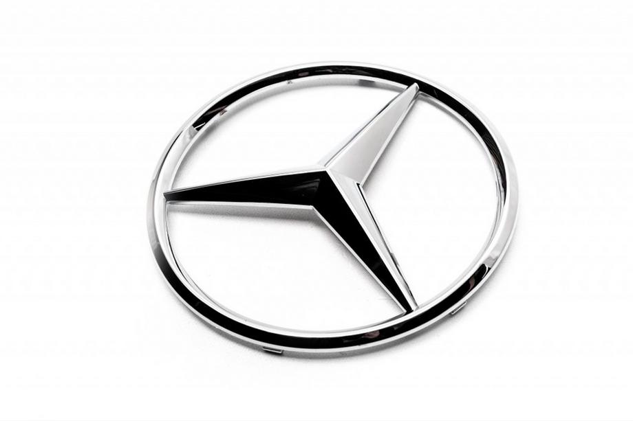 Mercedes E-klase kupeja C207 2010–2017 Prece ar defektu Priekšējā emblēma (2010-2014) Image