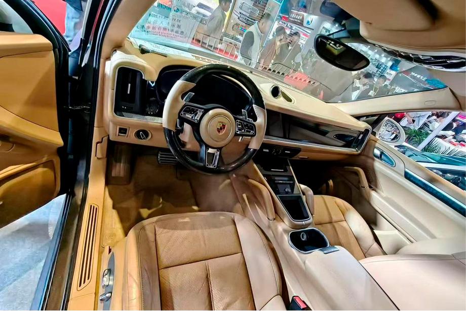 Porsche Cayenne 2018– Salona uzlabojumu komplekts Cayenne E4 2026 Image