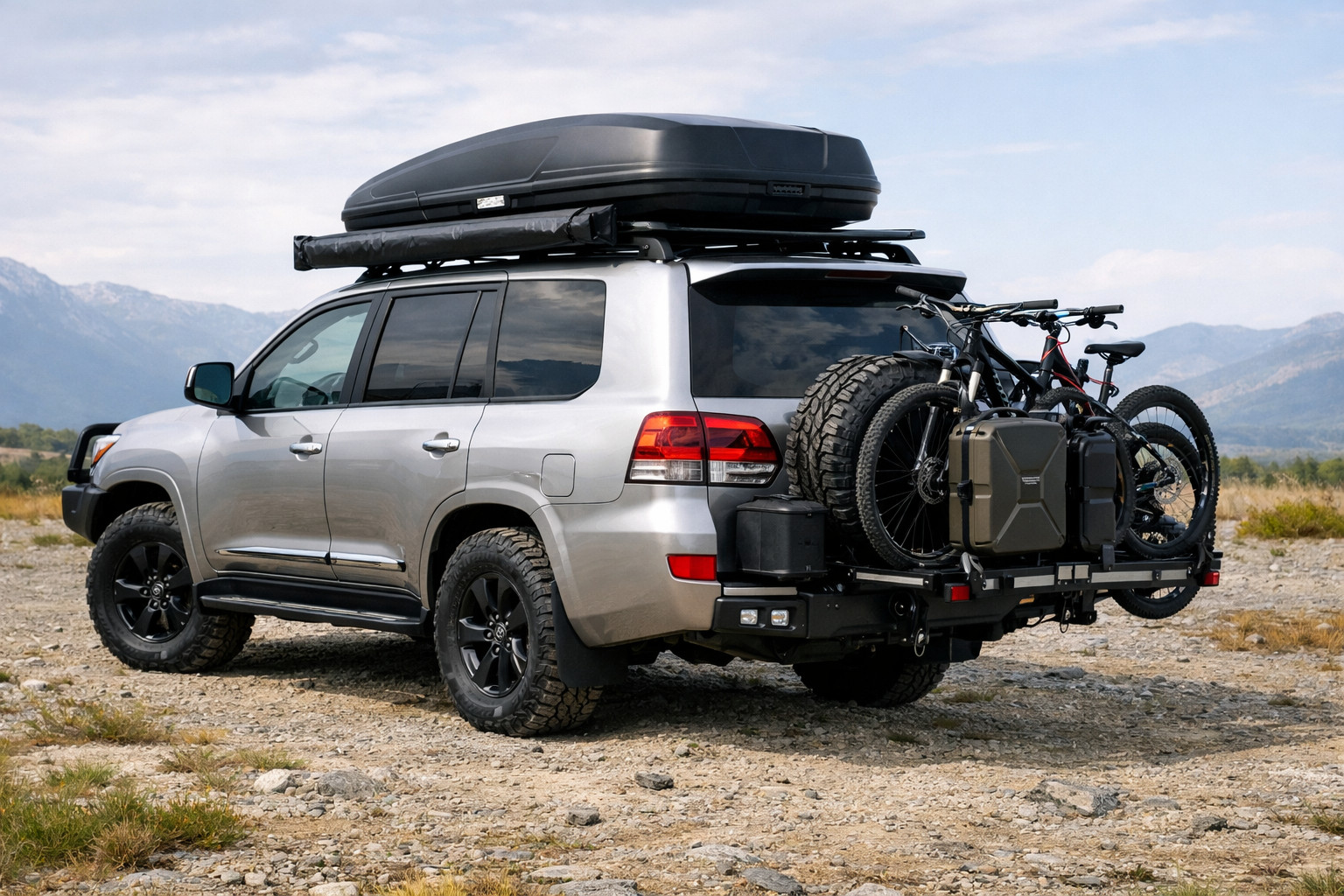 Ko uzstādīt Toyota Land Cruiser 200 ģimenei un tāliem braucieniem