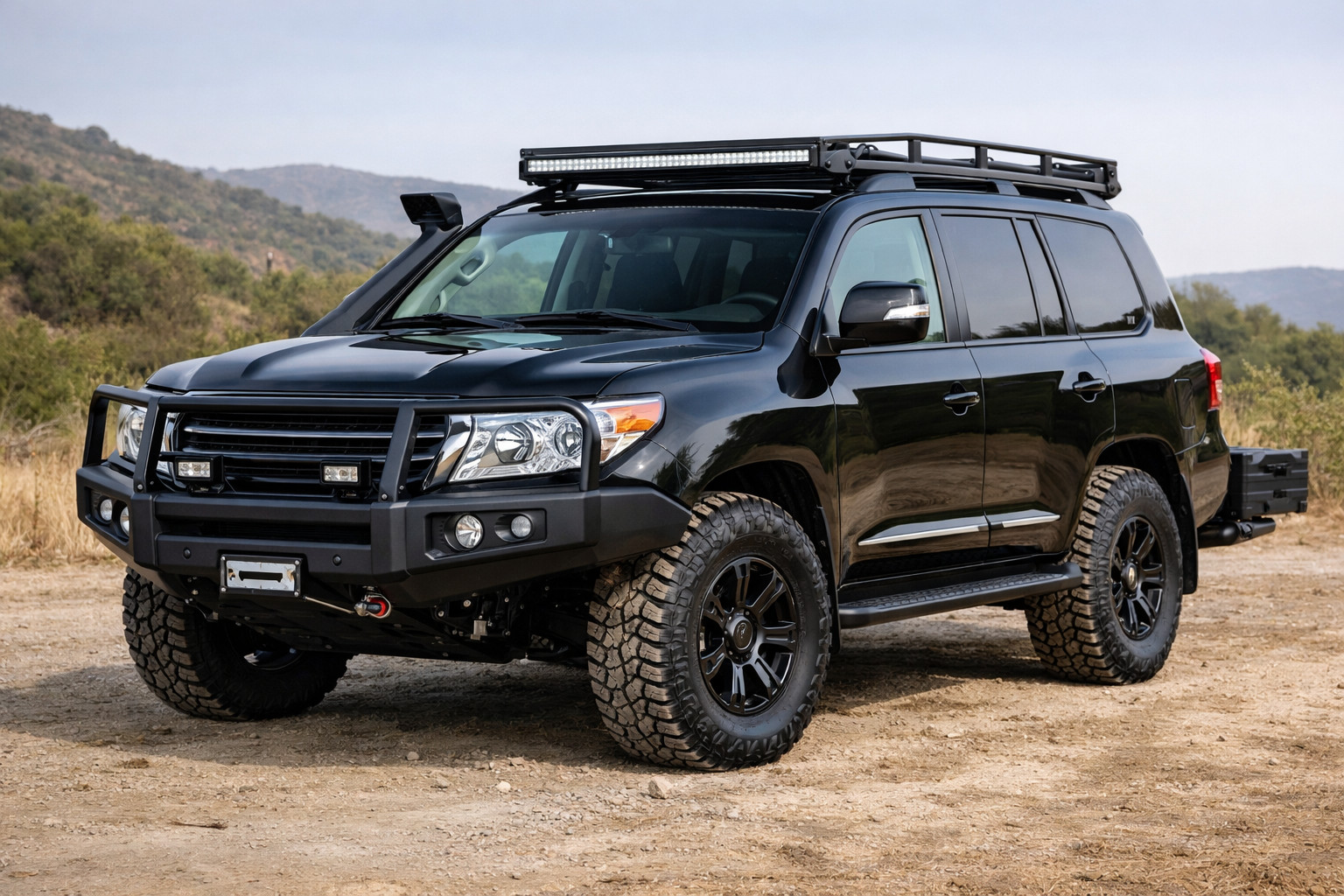 Toyota Land Cruiser 200 budžeta uzlabojumi: ar ko sākt