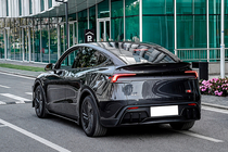 Tesla Model Y 2020– Virsbūves komplekts Black Warrior (2025+) foto 4