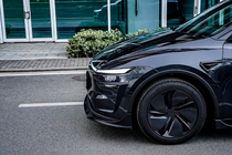 Tesla Model Y 2020– Virsbūves komplekts Black Warrior (2025+) foto 5