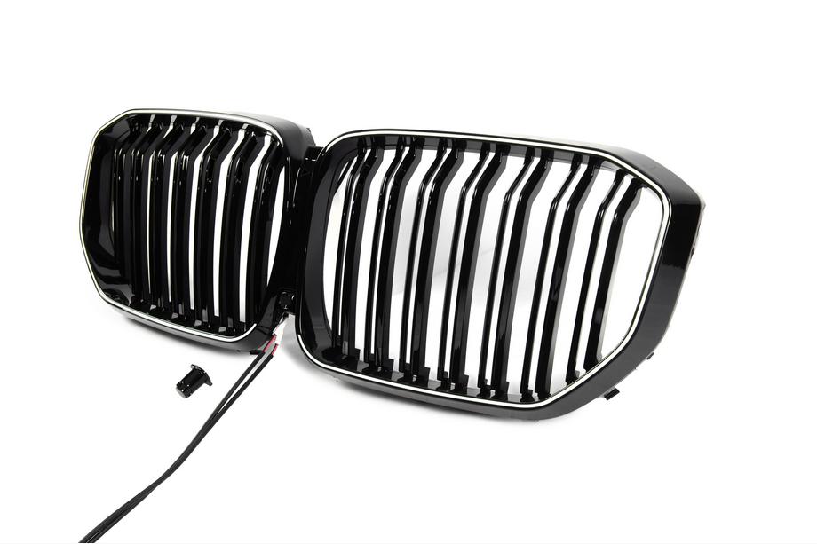 BMW X5 G05 2019–2026 BMW nieru reste M-Look LED (2019-2022, melns spīdīgs) Foto 2