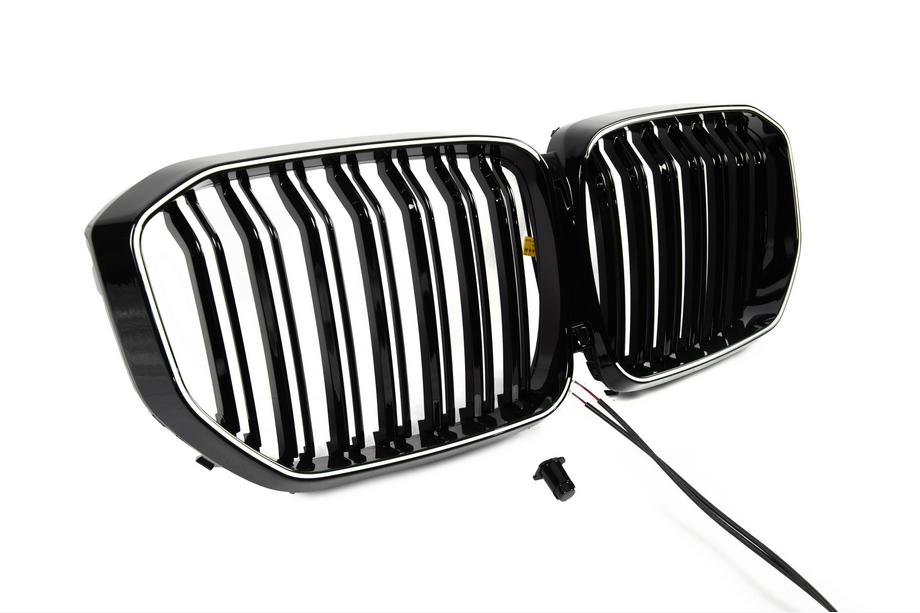 BMW X5 G05 2019–2026 BMW nieru reste M-Look LED (2019-2022, melns spīdīgs) Foto 3