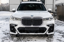 BMW X7 G07 2019– Nieru reste 1 Bar LED (2019-2022, melna spīdīga) foto 1