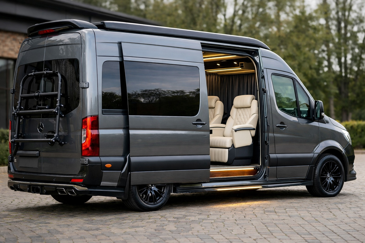 Kā sagatavot Mercedes Sprinter W907/W910 VIP pasažierei bez lēta spīduma