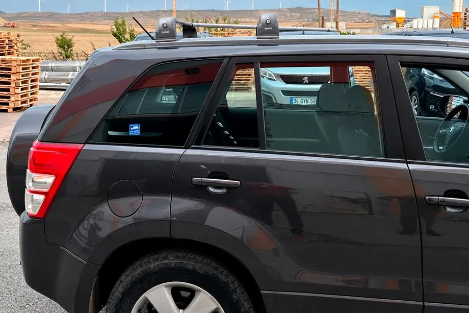 Suzuki Grand Vitara 2005–2017 Jumta bagāžnieka šķērstieņi oriģinālajām stiprinājuma vietām Ecem V3 (2 gab.) Foto 6