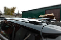 Toyota Rav 4 2013–2018 Pelēki OEM jumta reliņi (alumīnijs) foto 2