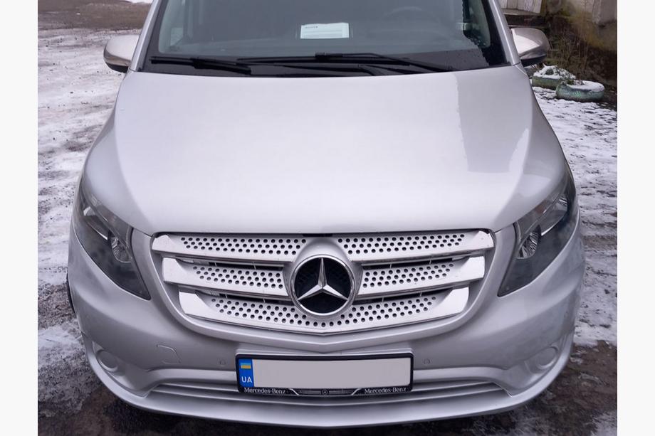 Mercedes Vito/V klase W447 2014– Priekšējās restes uzlikas 2014-2020 (5 gab., nerūsējošais tērauds) Image