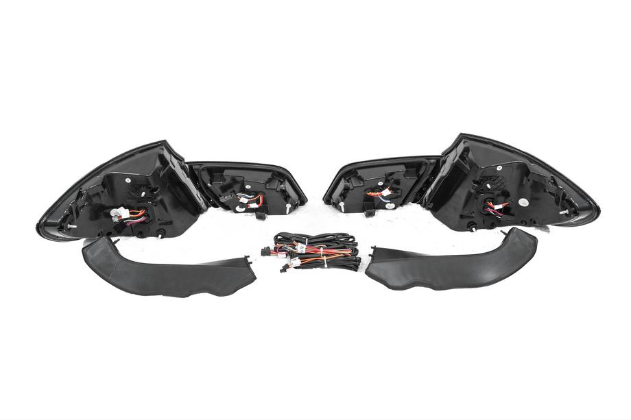 BMW 5. sērija F10/F11 2010–2016 Aizmugurējie lukturi (Black LCI dizains) Foto 7