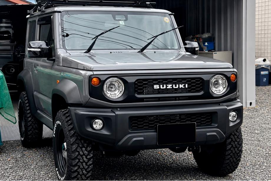 Suzuki Jimny 2018– Radiatora reste (OffRoad) Image