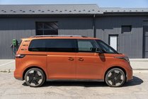 Volkswagen ID BUZZ 2022– Hromēti jumta reliņi (turku dizains) foto 5