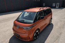 Volkswagen ID BUZZ 2022– Melni jumta reliņi (turku dizains) foto 2