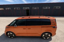 Volkswagen ID BUZZ 2022– Melni jumta reliņi (turku dizains) foto 1