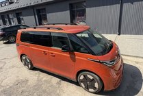 Volkswagen ID BUZZ 2022– Melni jumta reliņi (turku dizains) foto 3