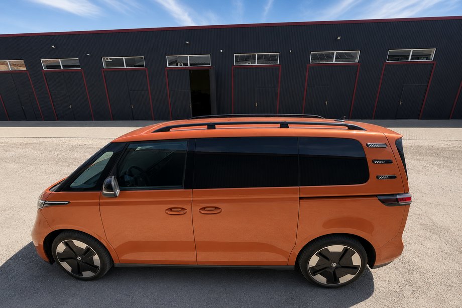 Volkswagen ID BUZZ 2022– Melni jumta reliņi (turku dizains) Image