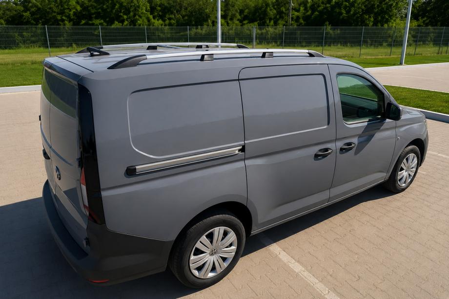 Volkswagen Caddy 2020– Hromēti jumta reliņi (turku dizains) Standarta garenbāze, plastmasas kājas Foto 4