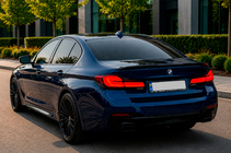 BMW 5. sērija G30/G31 2017–2023 Aizmugurējie lukturi LCI-design (2017-2020, pa vienam) Iekšējais kreisais (uz bagāžnieka vāka) foto 1