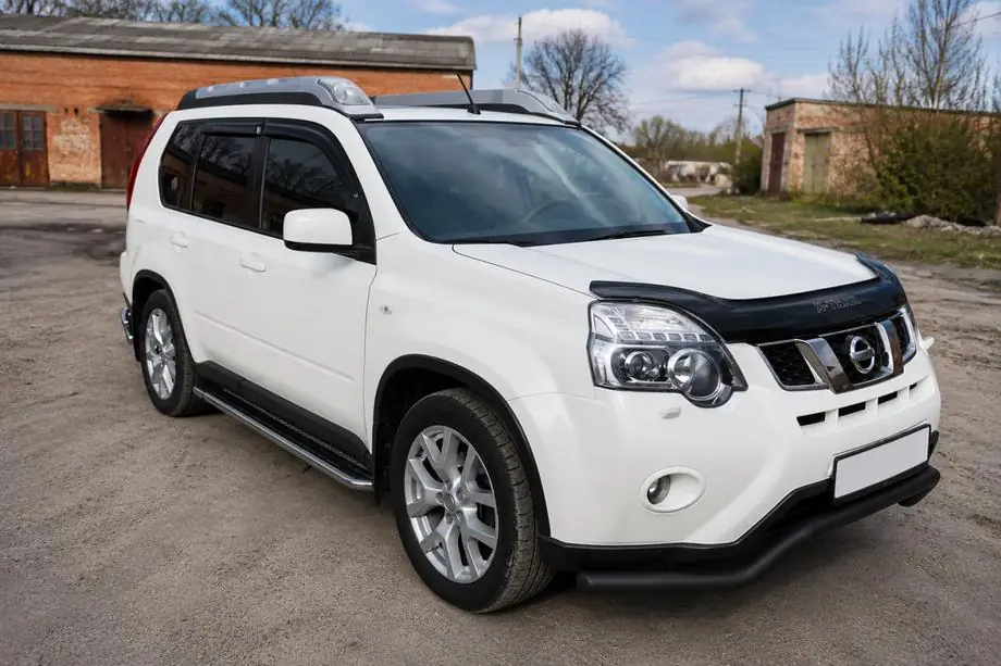 Nissan X-trail T31 2007–2014 Priekšējā aizsargstanga ST007 Black (nerūsējošais tērauds) Image