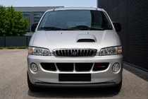 Hyundai H200, H1, Starex 1998–2007 Priekšējais aizsargstienis ST008 Black (nerūsējošais tērauds) foto 1