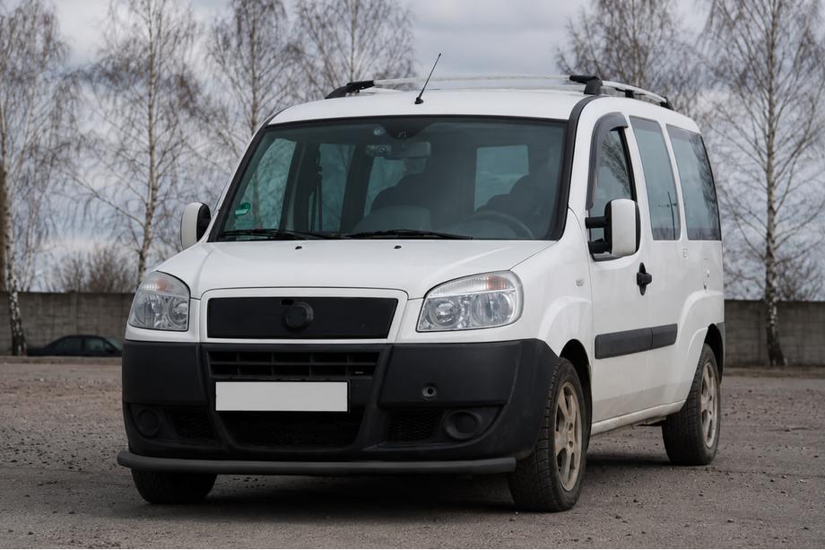 Fiat Doblo I 2001–2005 Priekšējais aizsargstienis ST008 Black (nerūsējošais tērauds) Image