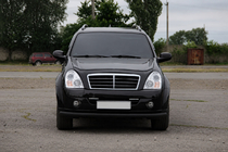 SsangYong Rexton I 2001–2017 Priekšējais aizsargstienis ST008 Black (nerūsējošais tērauds) foto 2