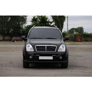 Priekšējais aizsargstienis ST008 Black (nerūsējošais tērauds) SsangYong Rexton I 2001–2017 foto 2