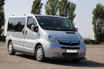 Renault Trafic 2001–2015 Priekšējais aizsargstienis ST014 Black (nerūsējošais tērauds) foto 2