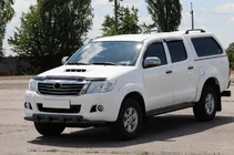 Toyota Hilux 2006–2015 Priekšējais aizsargs ST015 Black (nerūsējošais tērauds) foto 2