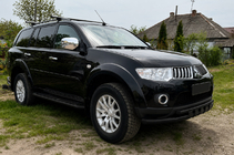 Mitsubishi Pajero Sport 2008–2015 Priekšējais aizsargs ST015 Black (nerūsējošais tērauds) foto 2